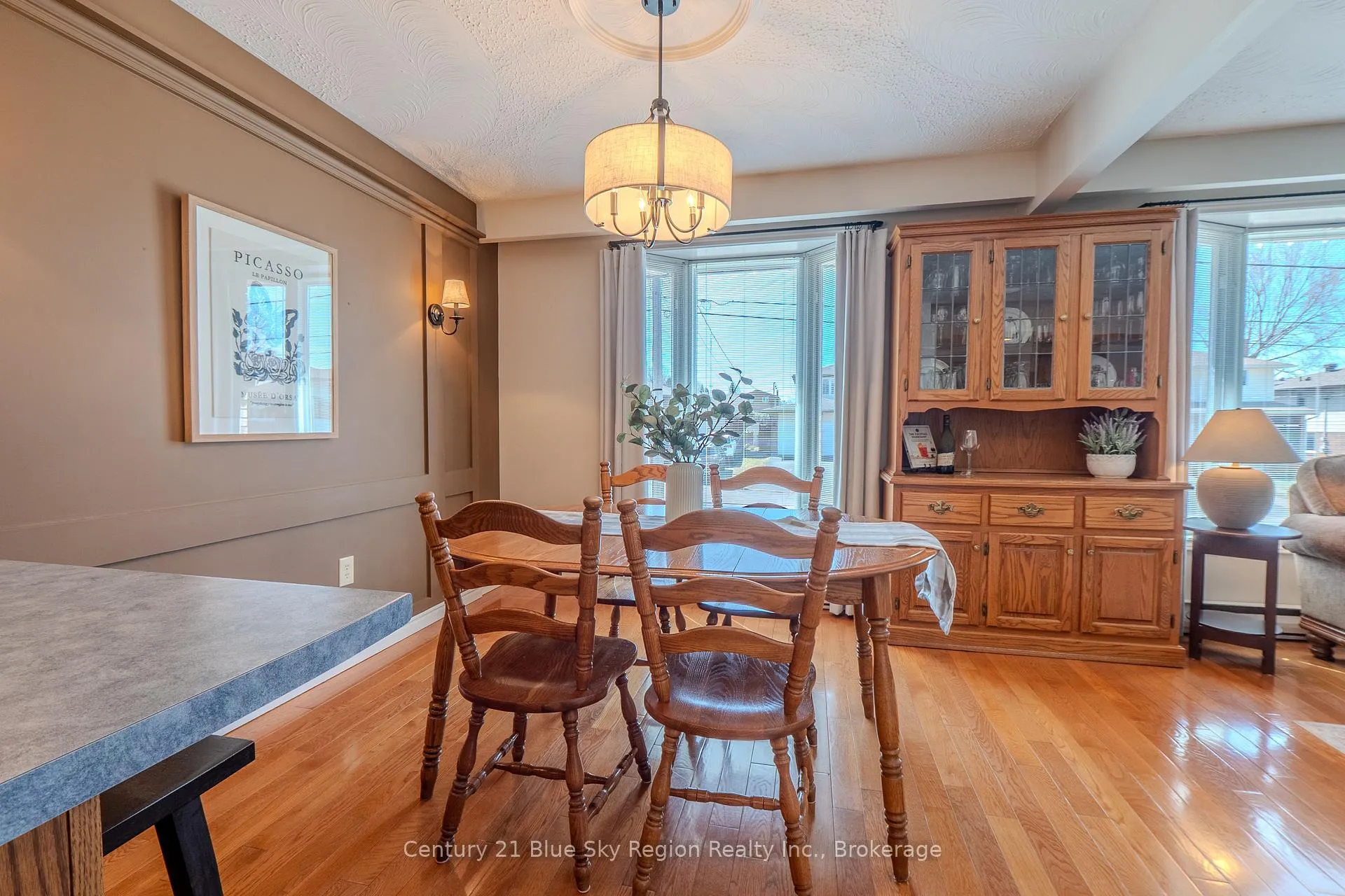 Photo 10 of 14 Sable Crescent, North Bay, Birchaven — HOMEH