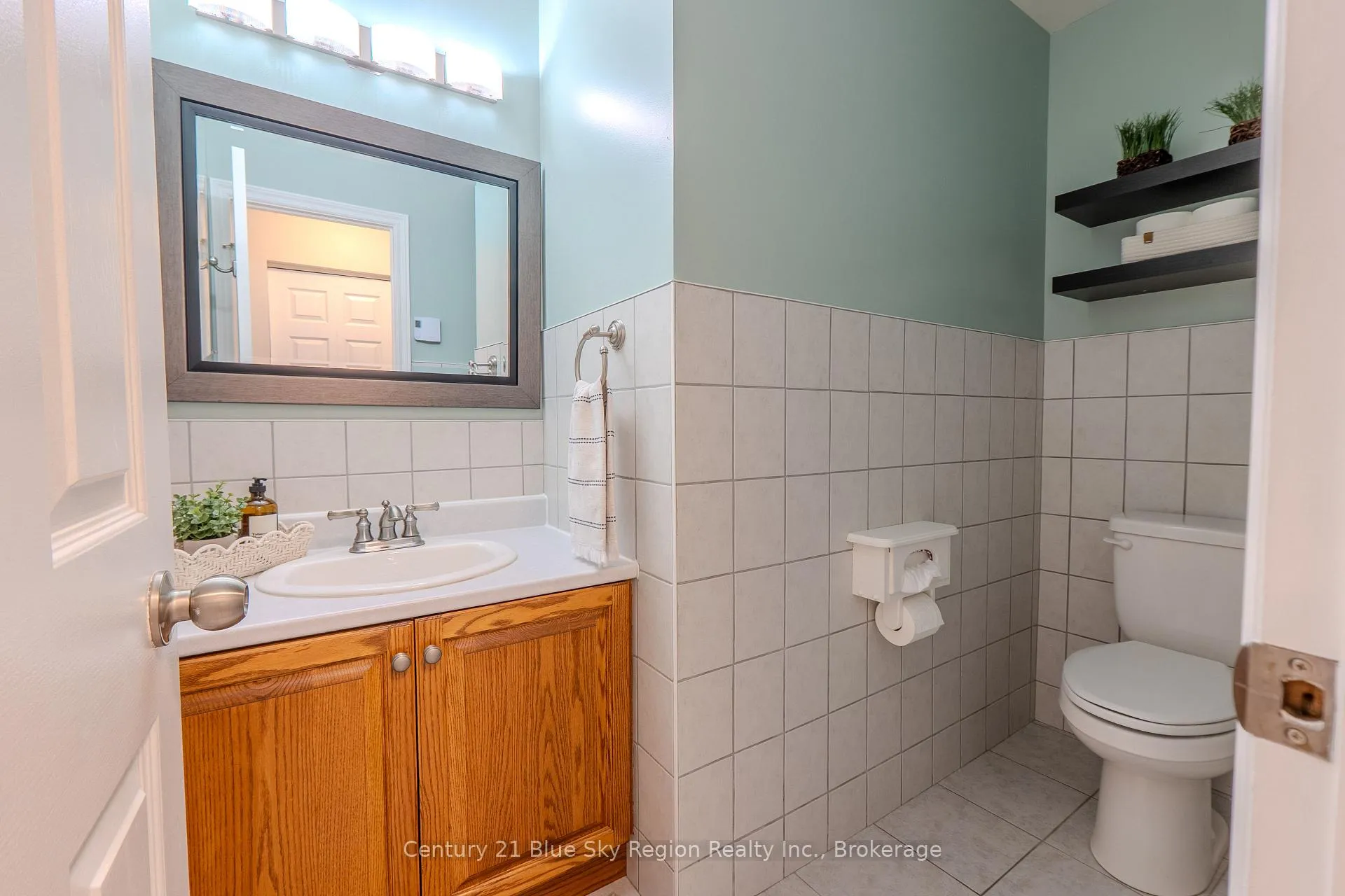 Photo 34 of 14 Sable Crescent, North Bay, Birchaven — HOMEH