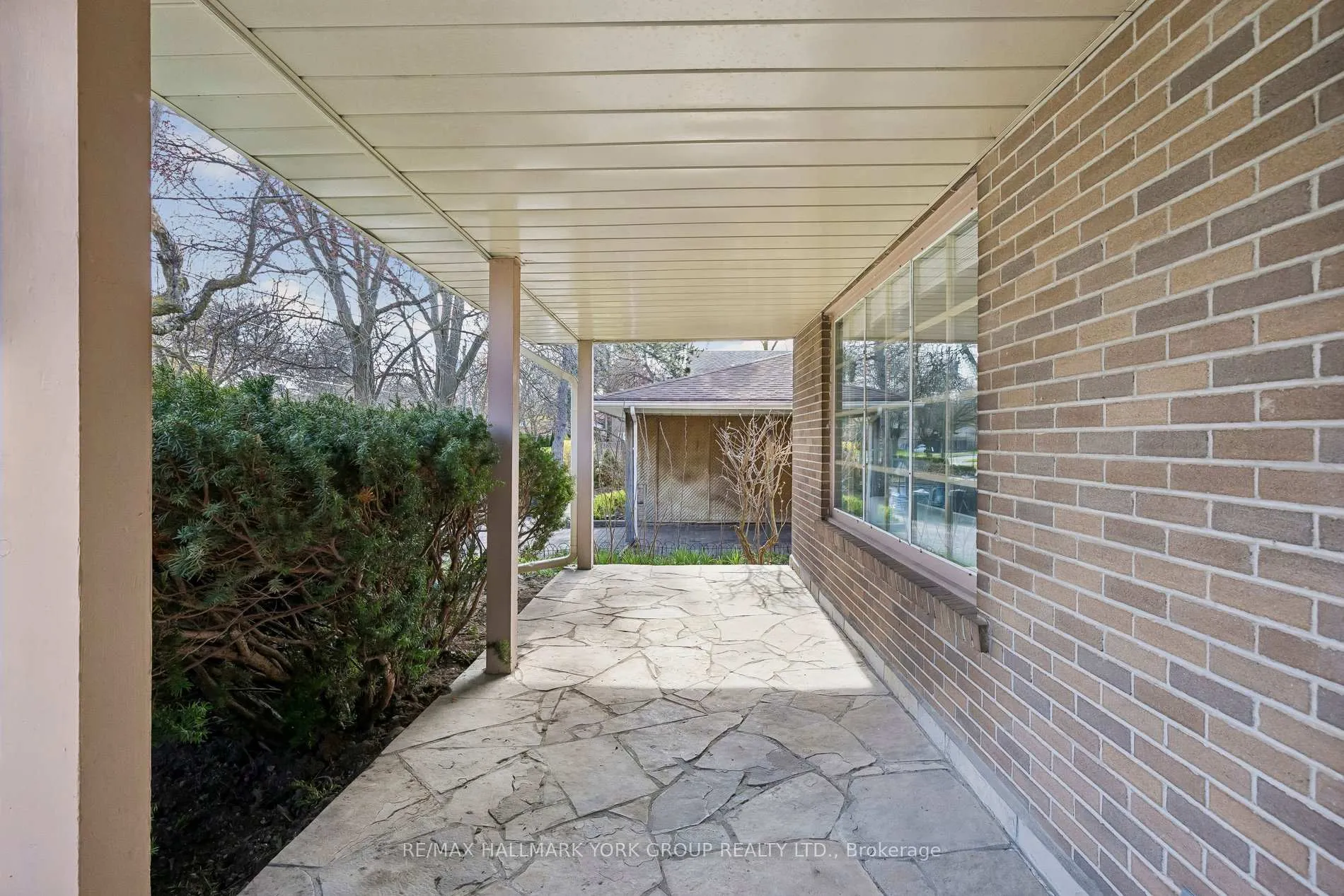 Photo 4 of 86 Nymark Avenue, North York, Don Valley Village — HOMEH