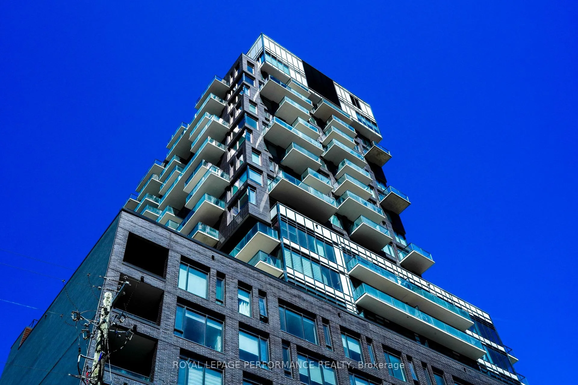 Photo of Unit 1704, 203 Catherine Street E