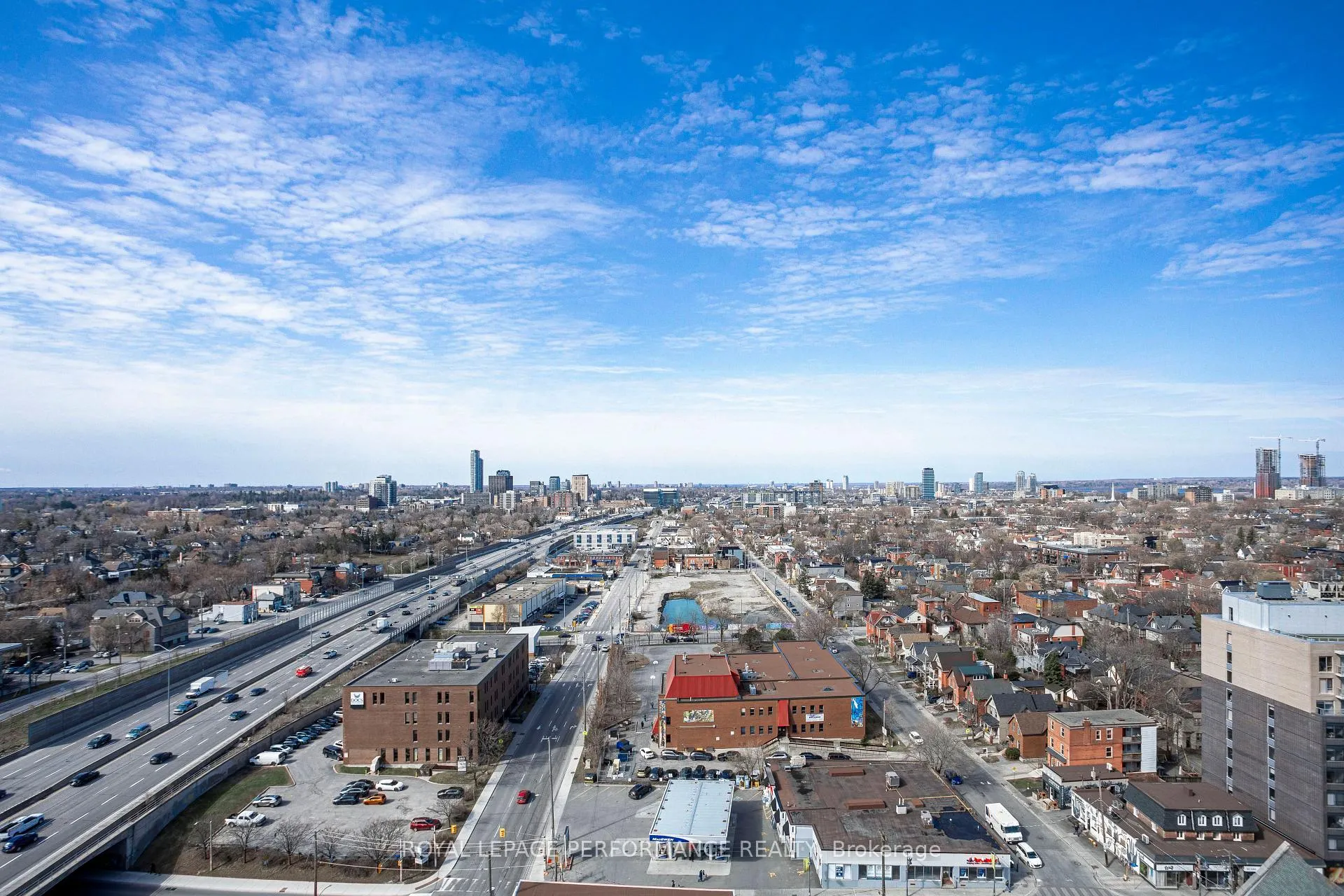 Photo 3 of Unit 1704, 203 Catherine Street E, Ottawa, Ottawa Centre — HOMEH