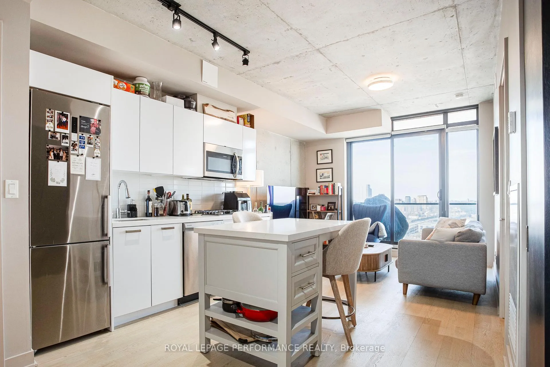 Photo 5 of Unit 1704, 203 Catherine Street E, Ottawa, Ottawa Centre — HOMEH