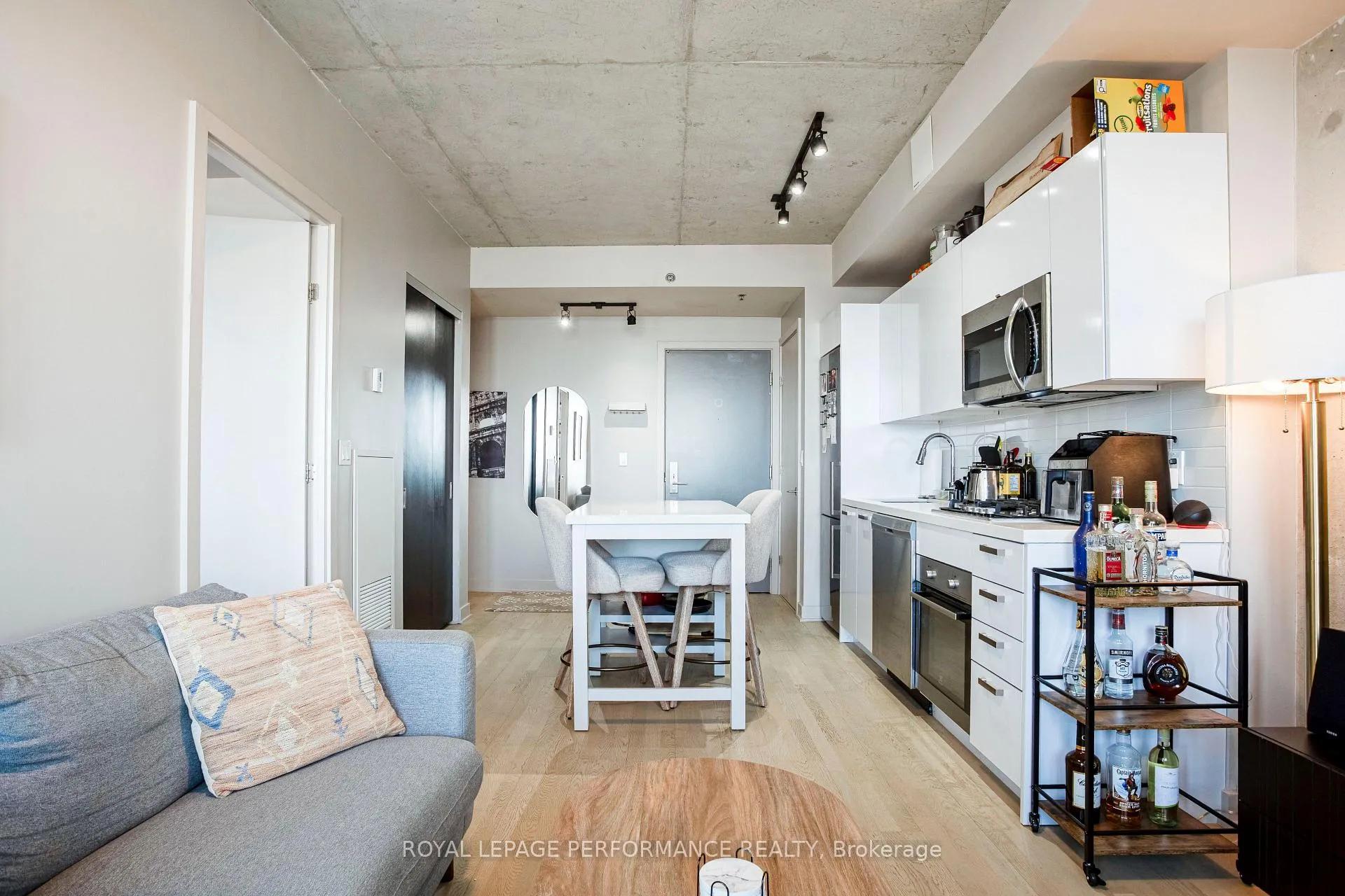 Photo 7 of Unit 1704, 203 Catherine Street E, Ottawa, Ottawa Centre — HOMEH