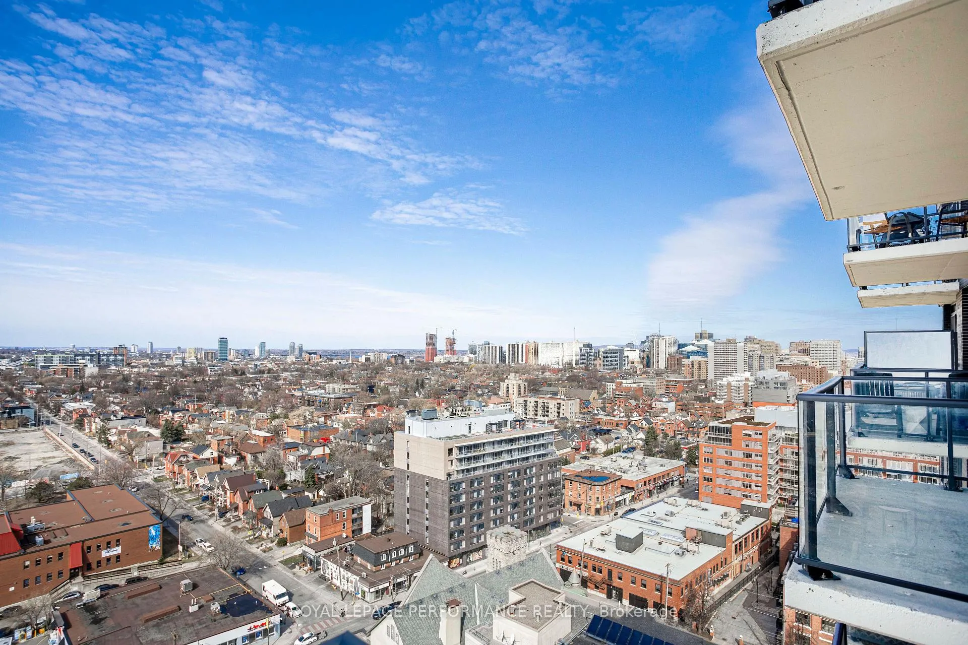 Photo 11 of Unit 1704, 203 Catherine Street E, Ottawa, Ottawa Centre — HOMEH