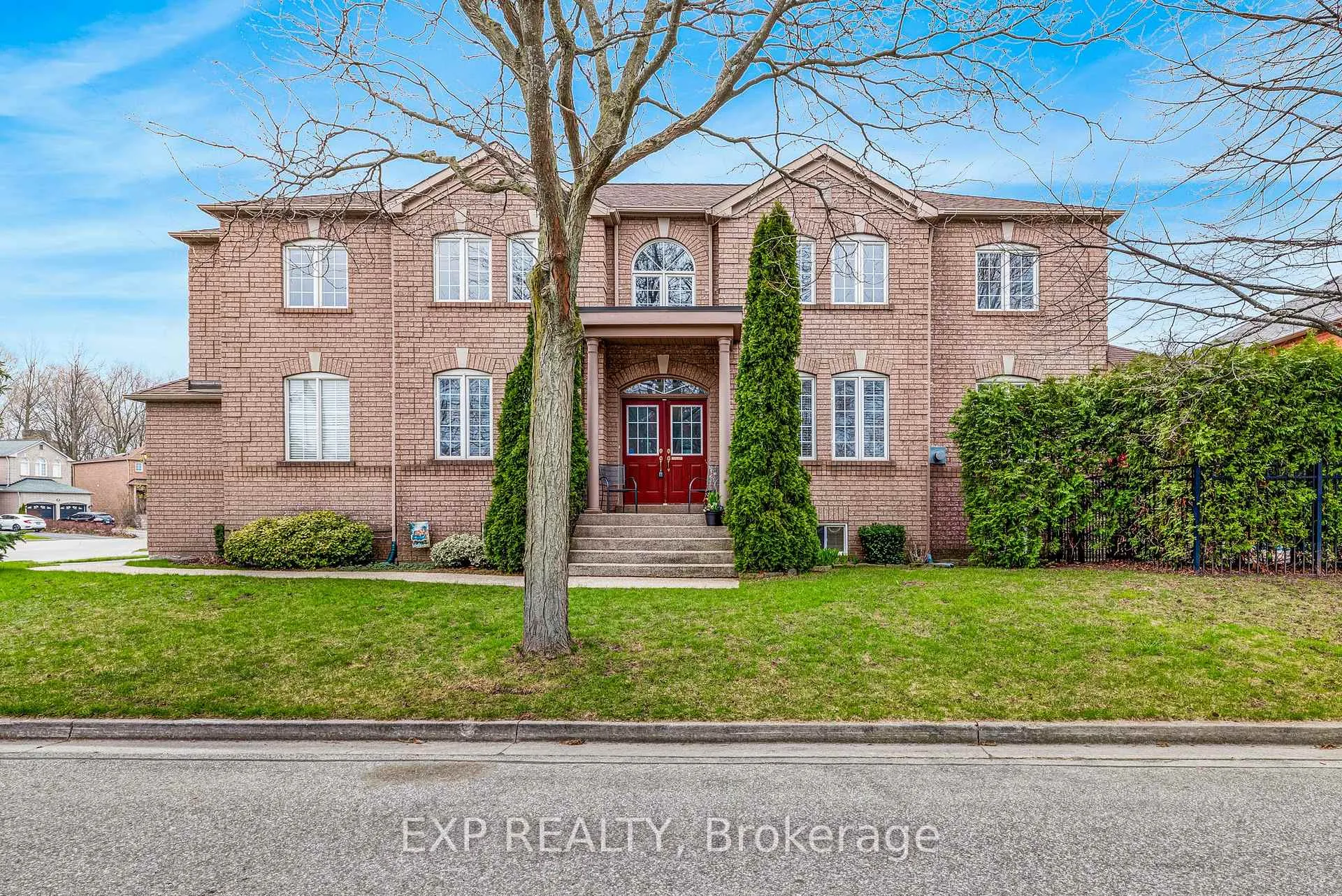 Photo 1 of 56 Moreau Trail, Scarborough, Clairlea-Birchmount — HOMEH