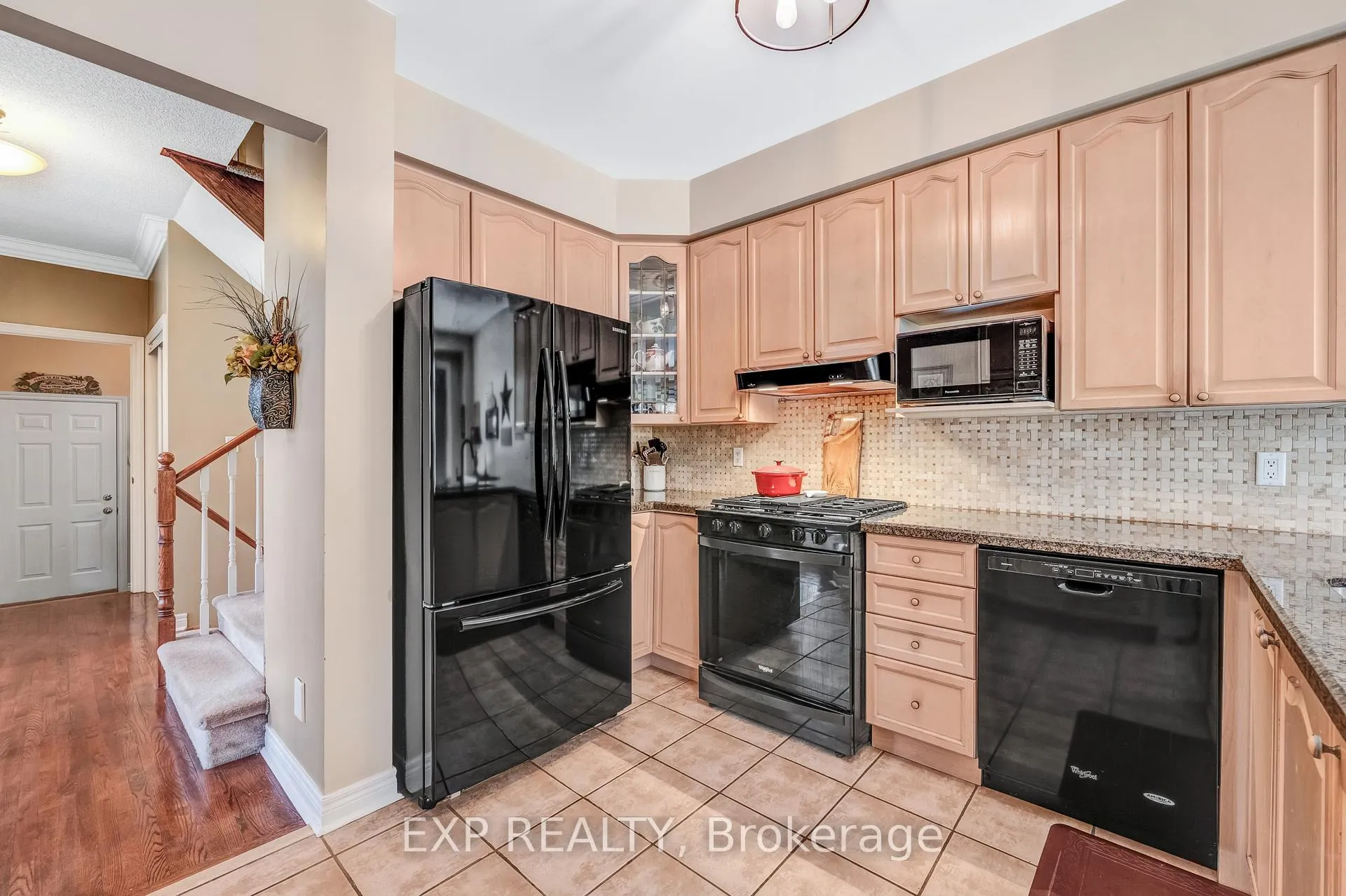 Photo 11 of 56 Moreau Trail, Scarborough, Clairlea-Birchmount — HOMEH