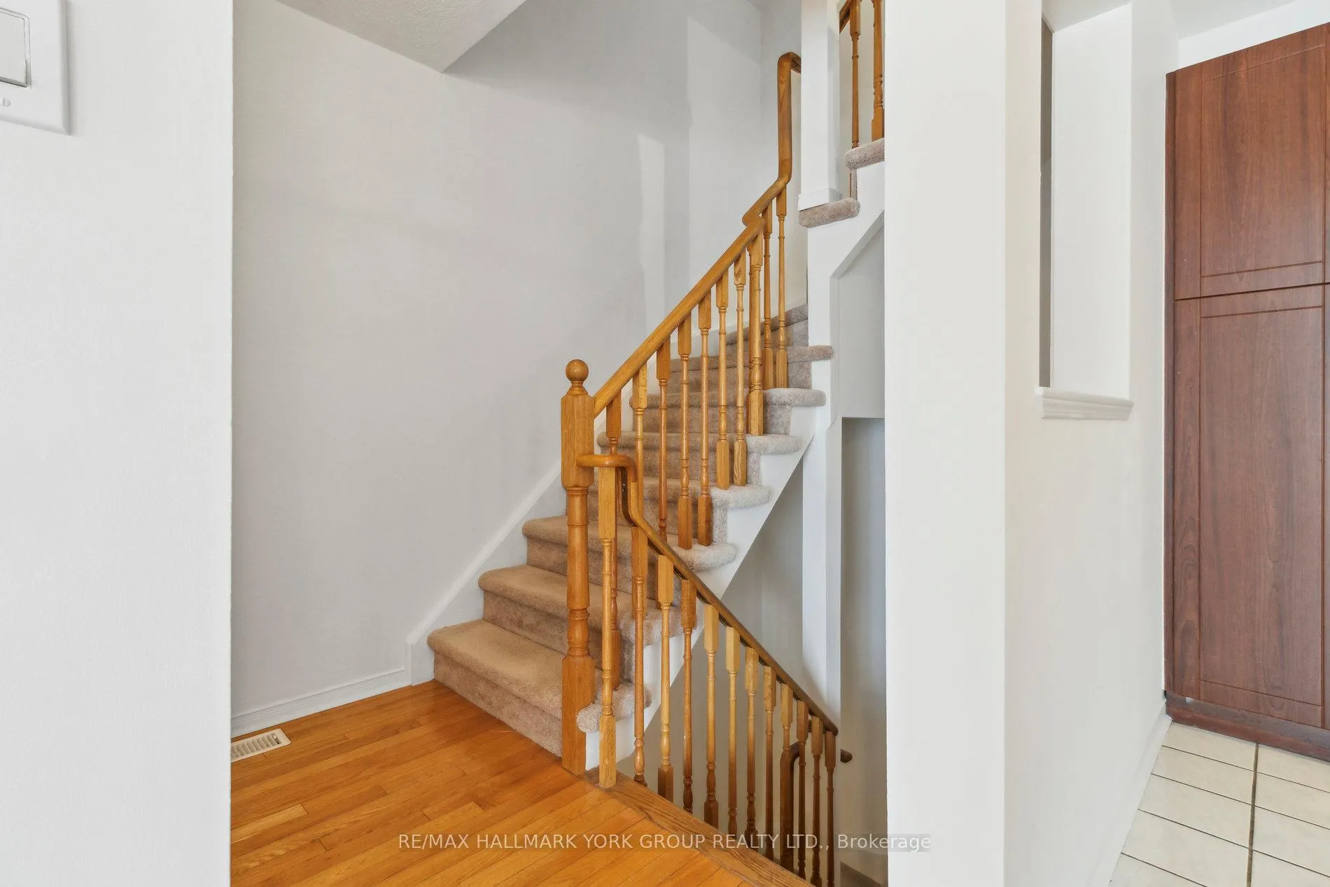 Photo 21 of Unit 177, 18 Clark Avenue W, Vaughan, Crestwood-Springfarm-Yorkhill — HOMEH