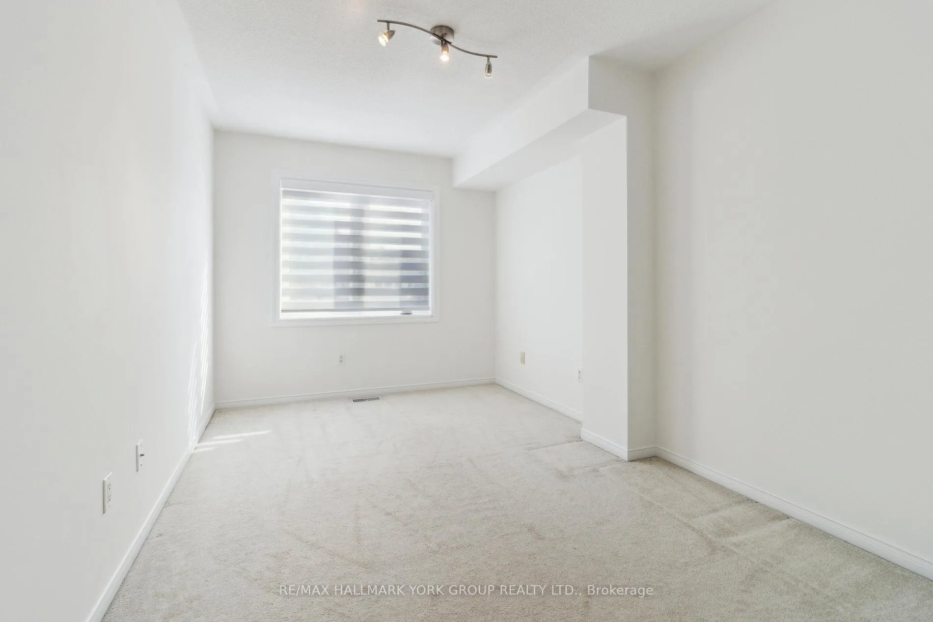 Photo 27 of Unit 177, 18 Clark Avenue W, Vaughan, Crestwood-Springfarm-Yorkhill — HOMEH