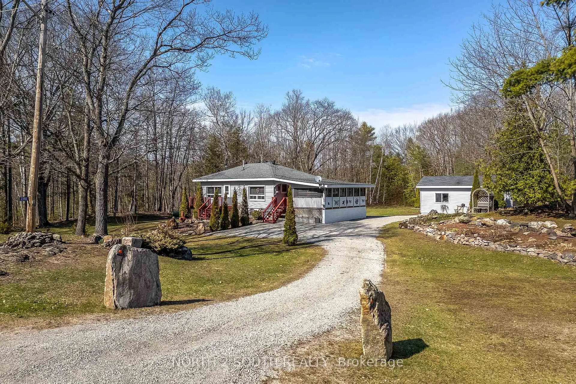 Front of 2390 Honey Harbour Road