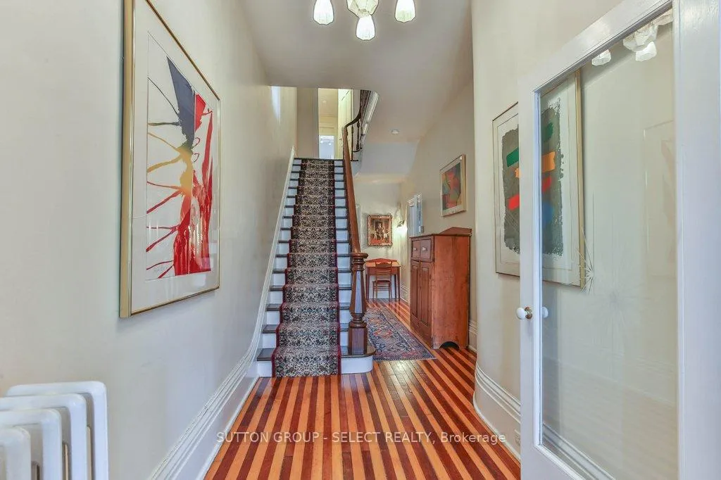 Photo 5 of 806 Waterloo Street, London, East B — HOMEH
