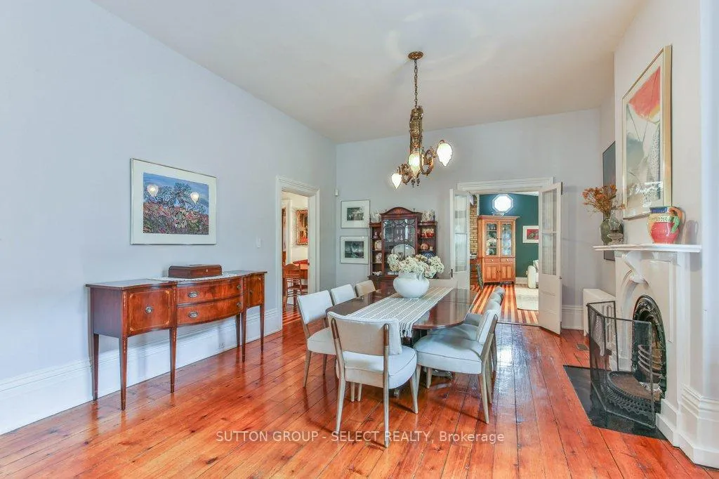 Photo 9 of 806 Waterloo Street, London, East B — HOMEH