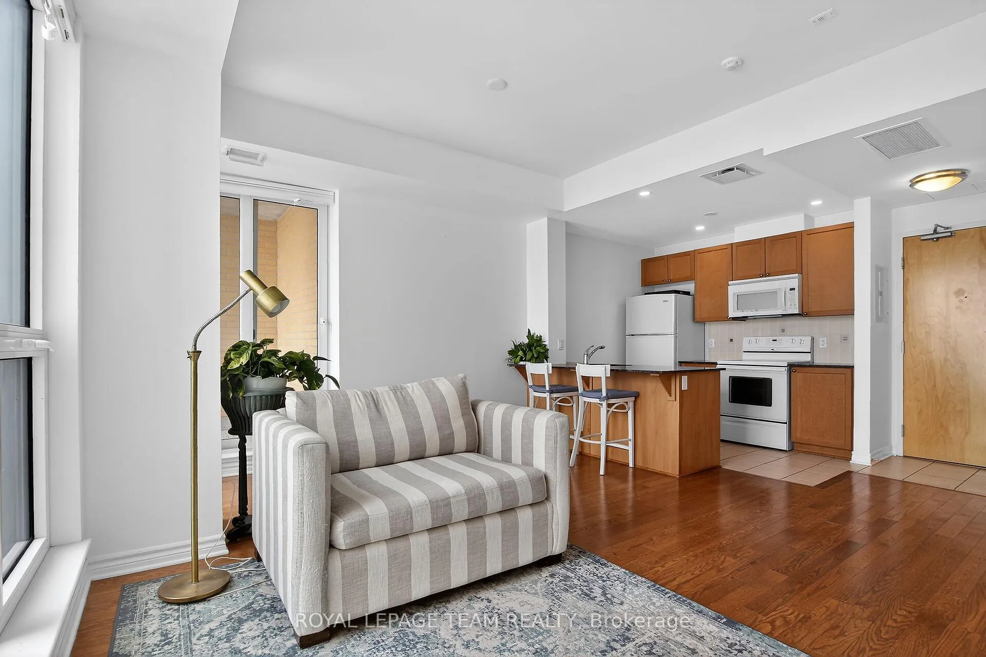 Photo 11 of Unit 1007, 250 Lett Street, Ottawa, West Centre Town — HOMEH