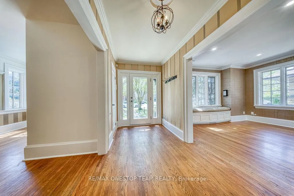 Photo 3 of 30 Heathdale Road, Toronto, Humewood-Cedarvale — HOMEH
