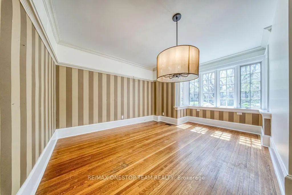 Photo 5 of 30 Heathdale Road, Toronto, Humewood-Cedarvale — HOMEH