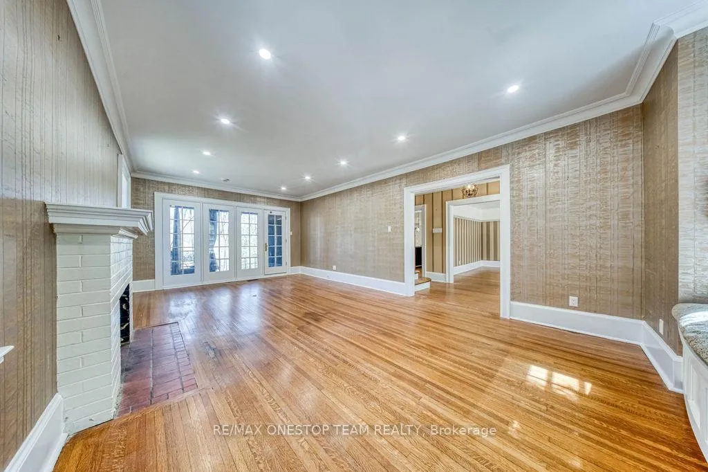 Photo 8 of 30 Heathdale Road, Toronto, Humewood-Cedarvale — HOMEH