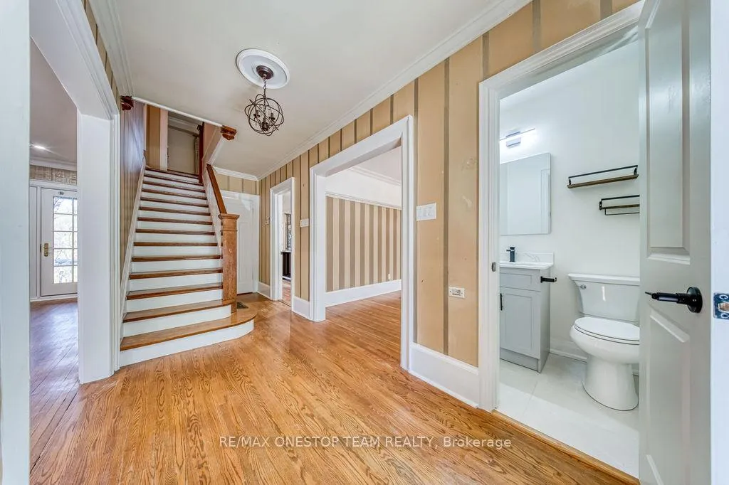 Photo 9 of 30 Heathdale Road, Toronto, Humewood-Cedarvale — HOMEH