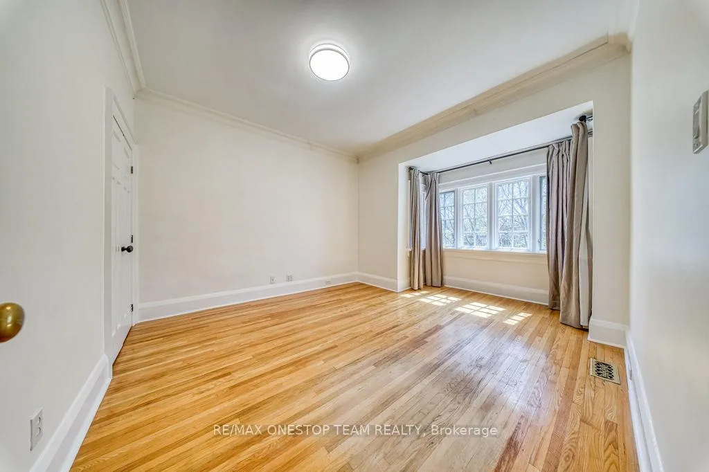 Photo 22 of 30 Heathdale Road, Toronto, Humewood-Cedarvale — HOMEH