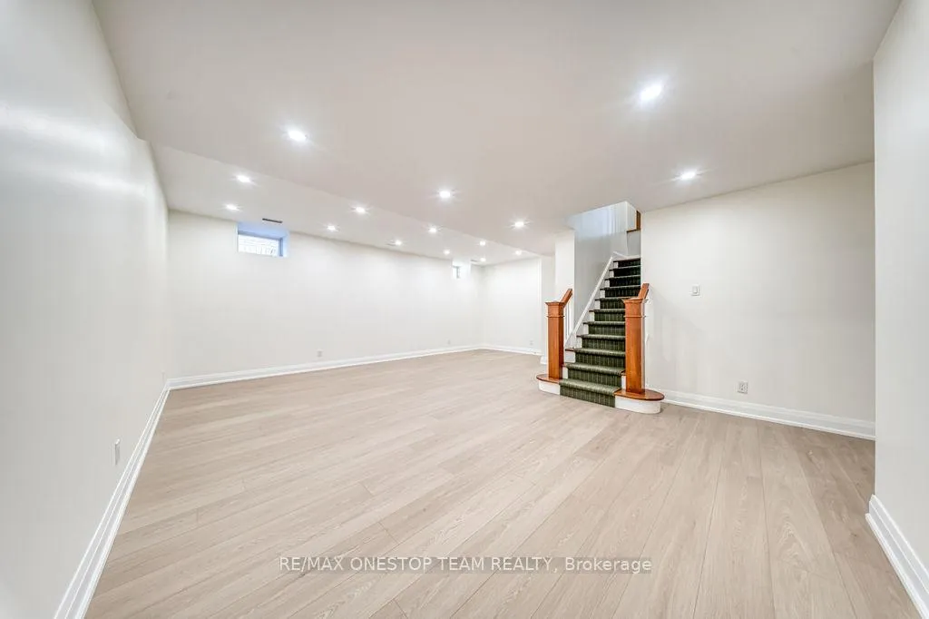 Photo 37 of 30 Heathdale Road, Toronto, Humewood-Cedarvale — HOMEH
