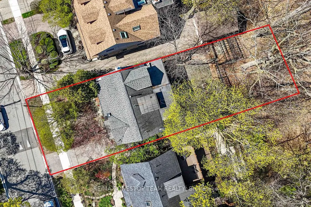 Photo 46 of 30 Heathdale Road, Toronto, Humewood-Cedarvale — HOMEH