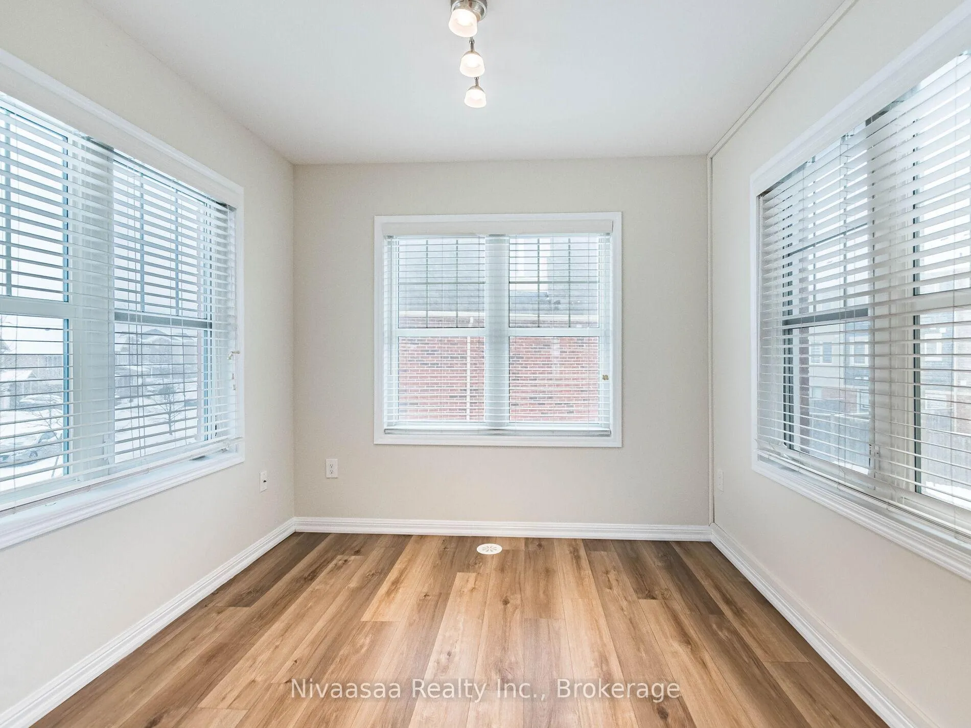 Photo 18 of 18 Betterton Crescent, Brampton, Northwest Brampton — HOMEH