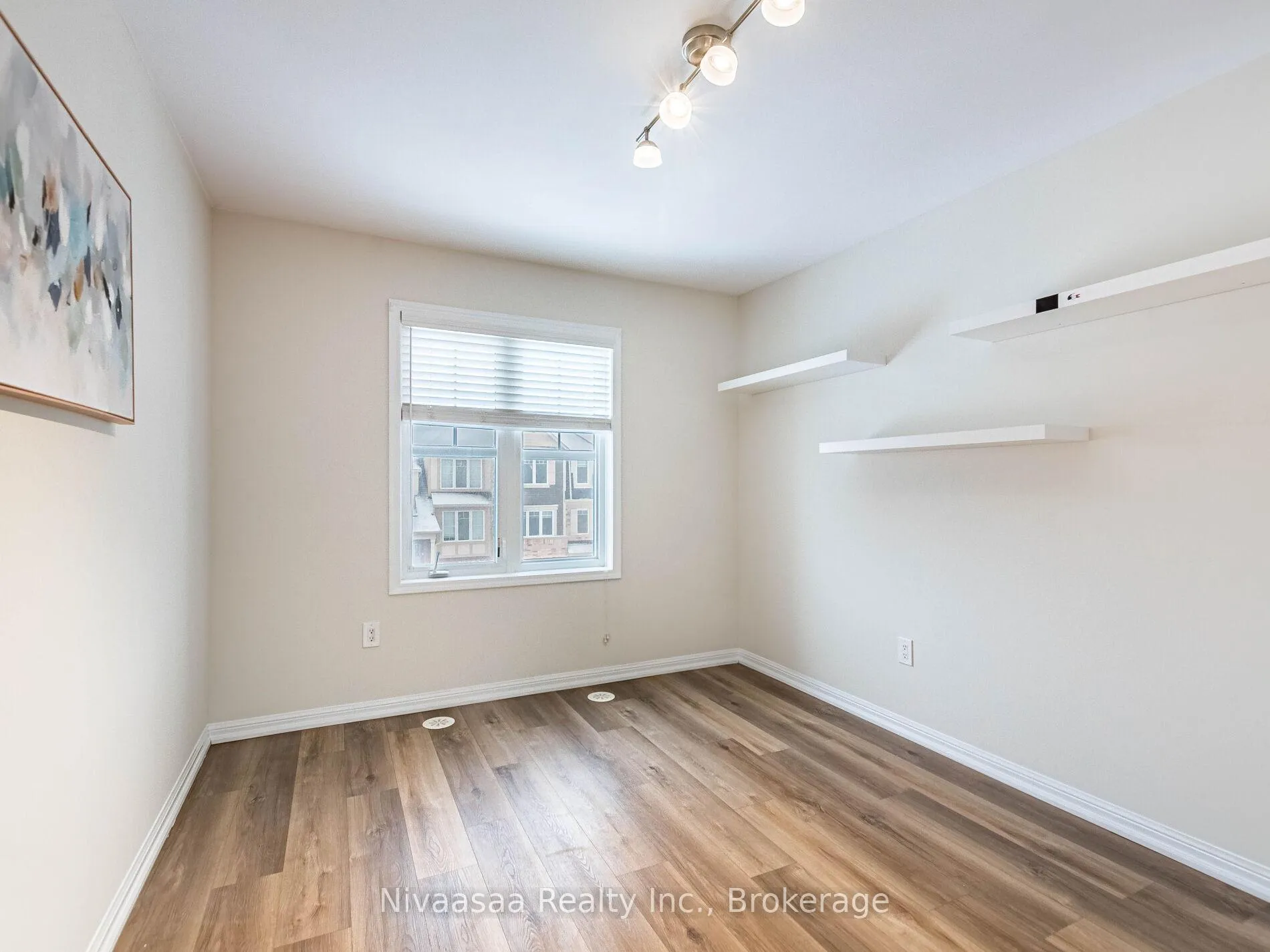 Photo 33 of 18 Betterton Crescent, Brampton, Northwest Brampton — HOMEH