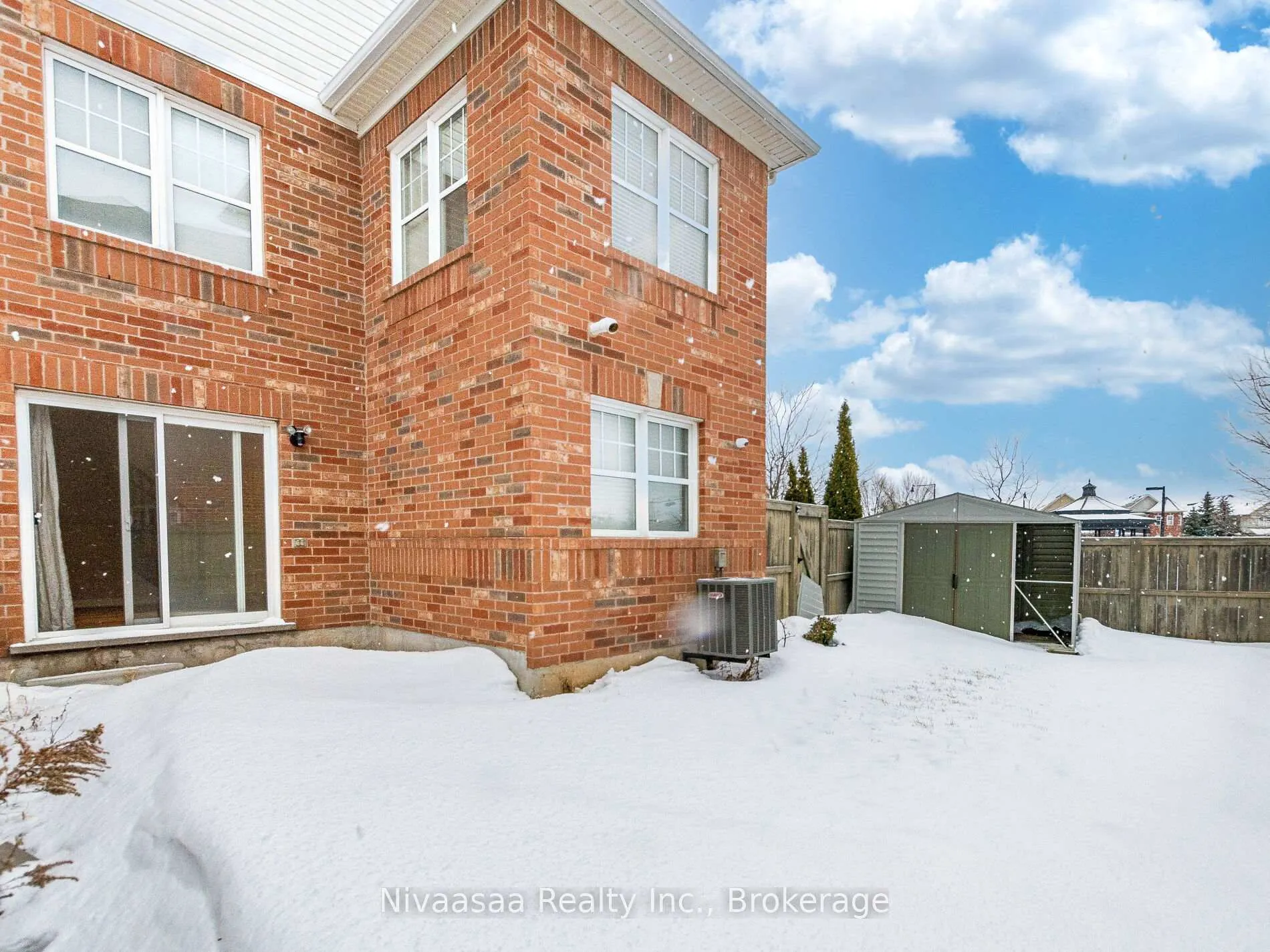 Photo 40 of 18 Betterton Crescent, Brampton, Northwest Brampton — HOMEH
