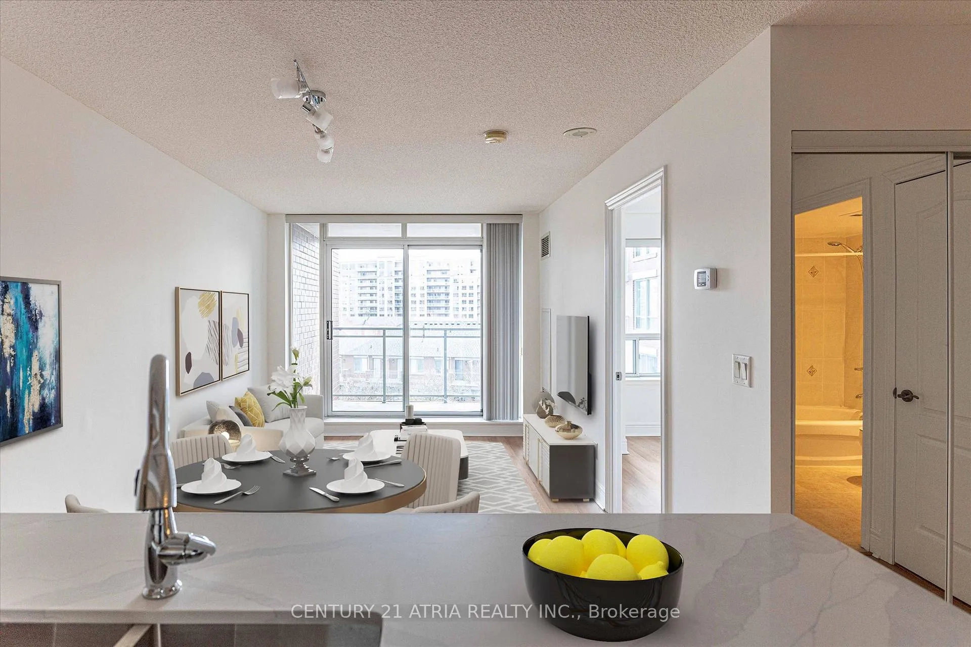 Photo 7 of Unit 622, 48 Suncrest Boulevard, Markham, Commerce Valley — HOMEH