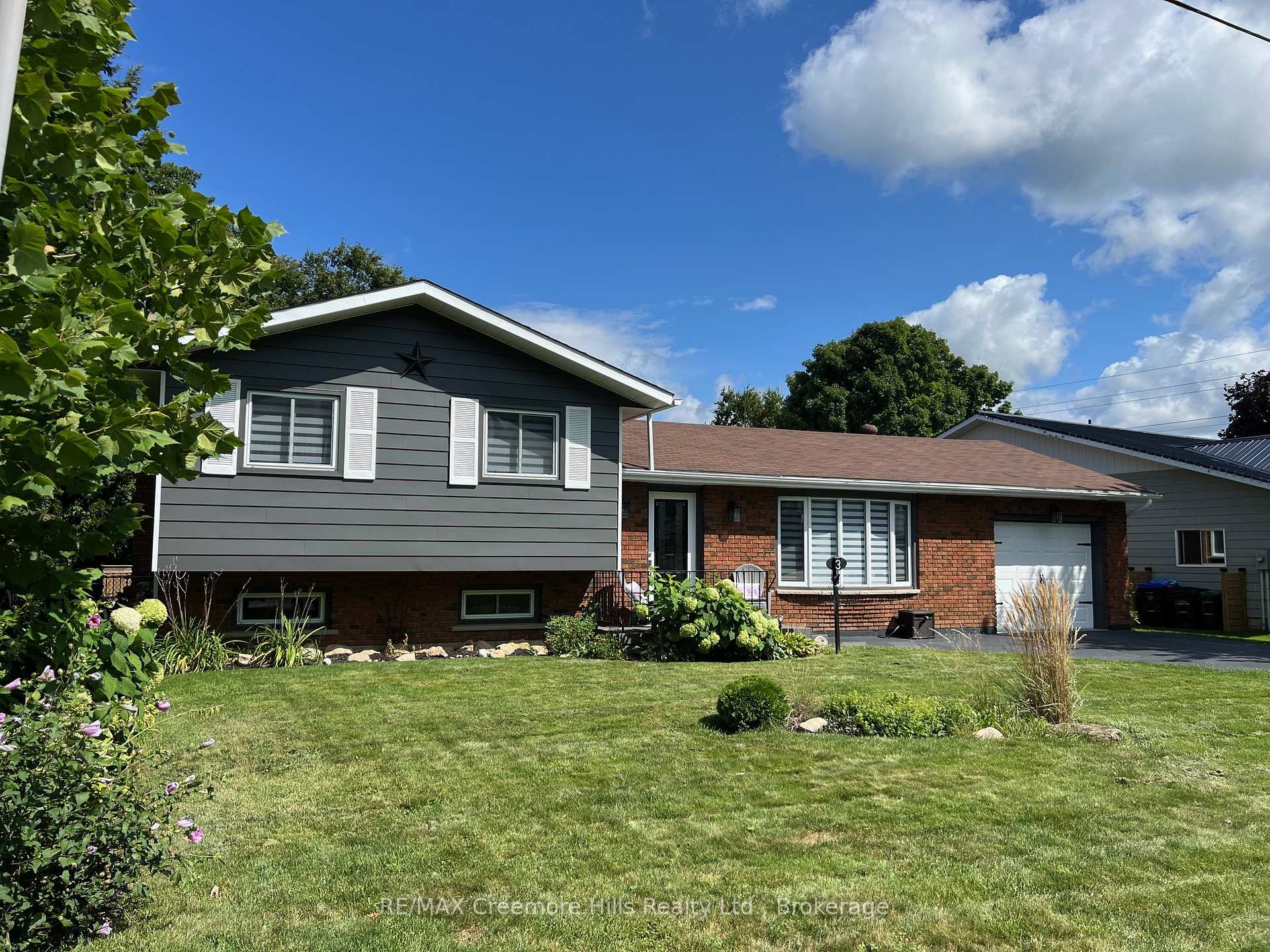 Front of 3 Jardine Crescent