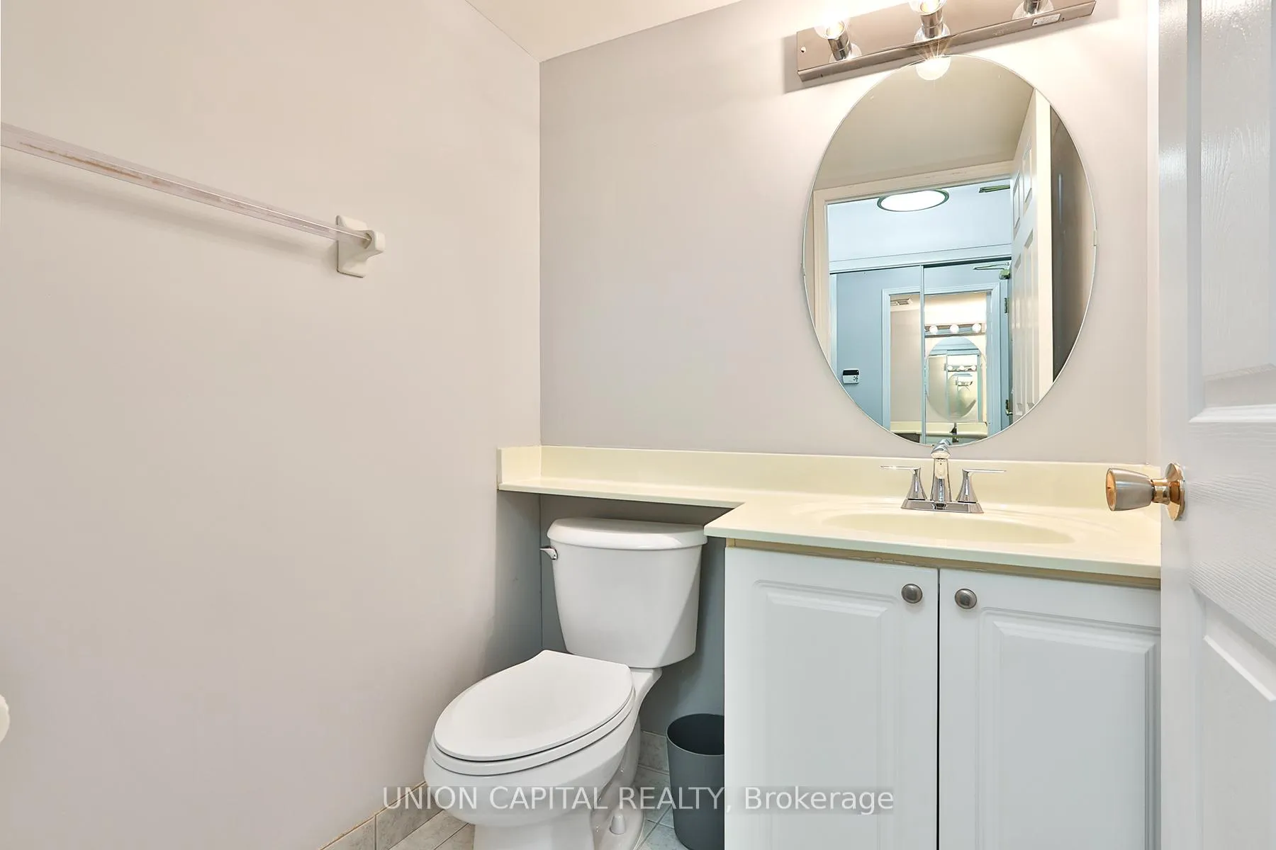 Photo 4 of Unit 710, 17 Michael Power Place, Etobicoke, Islington-City Centre West — HOMEH