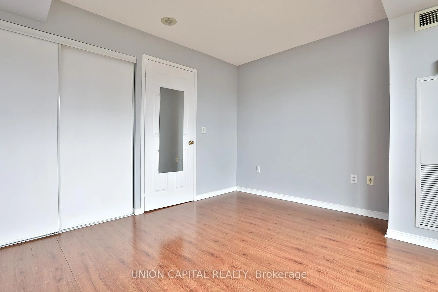 Photo 21 of Unit 710, 17 Michael Power Place, Etobicoke, Islington-City Centre West — HOMEH