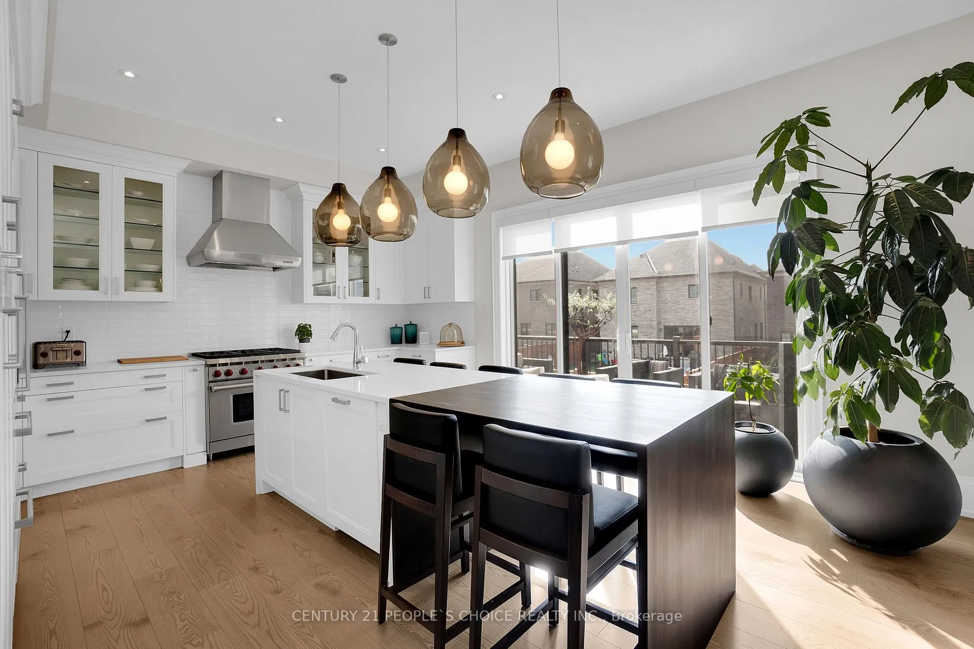 Photo 14 of 140 Wainfleet Crescent, Vaughan, Vellore Village — HOMEH
