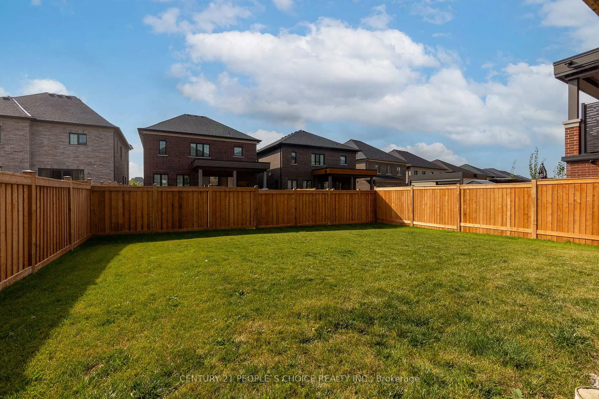 Photo 30 of 140 Wainfleet Crescent, Vaughan, Vellore Village — HOMEH