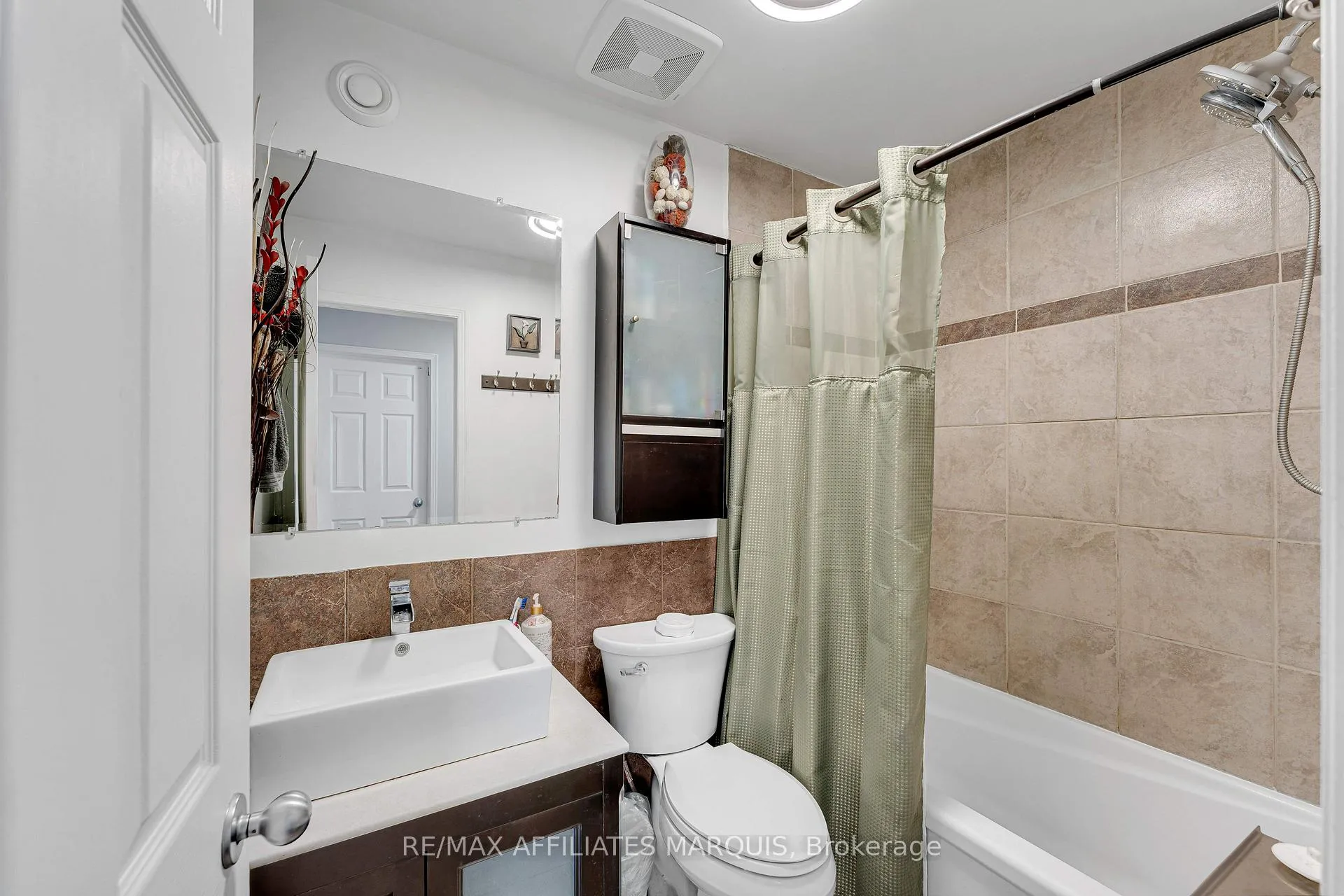 Photo 20 of 3069C 5th Lake Road, Frontenac, Frontenac Centre — HOMEH