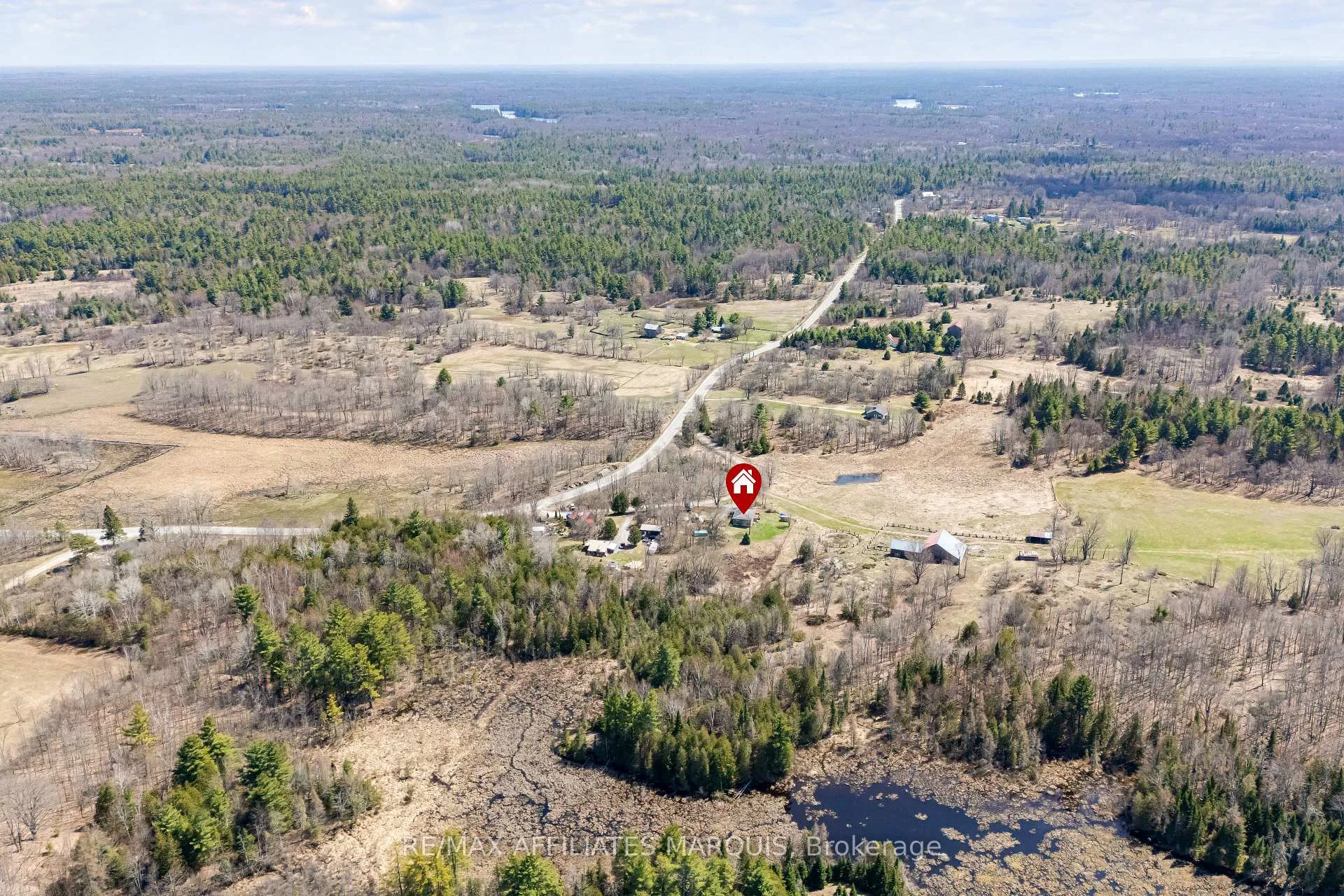 Photo 35 of 3069C 5th Lake Road, Frontenac, Frontenac Centre — HOMEH