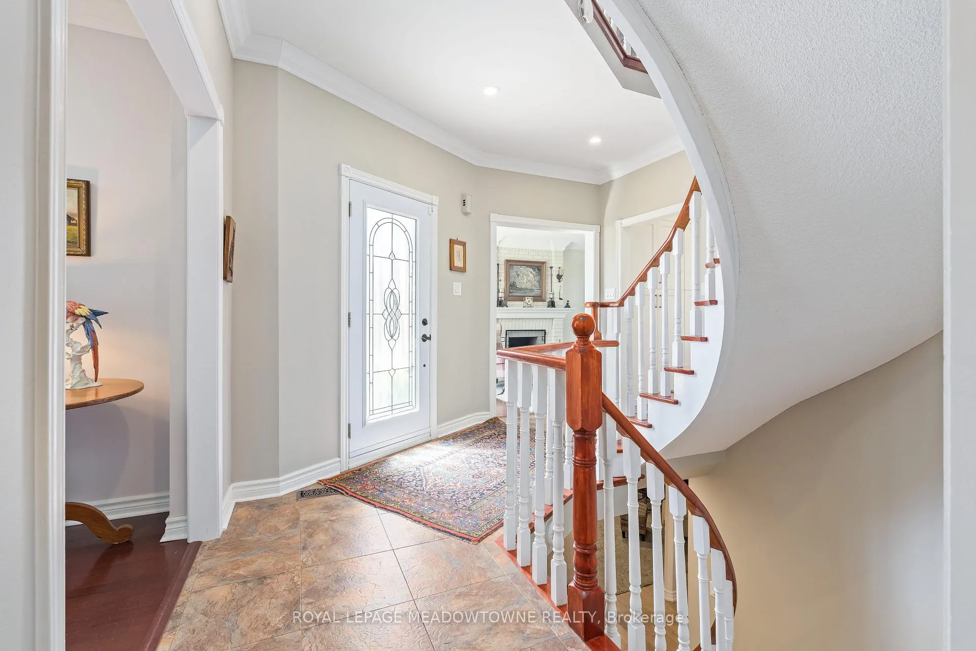 Photo 5 of 16 Oak Ridge Drive, Halton Hills, Glen Williams — HOMEH