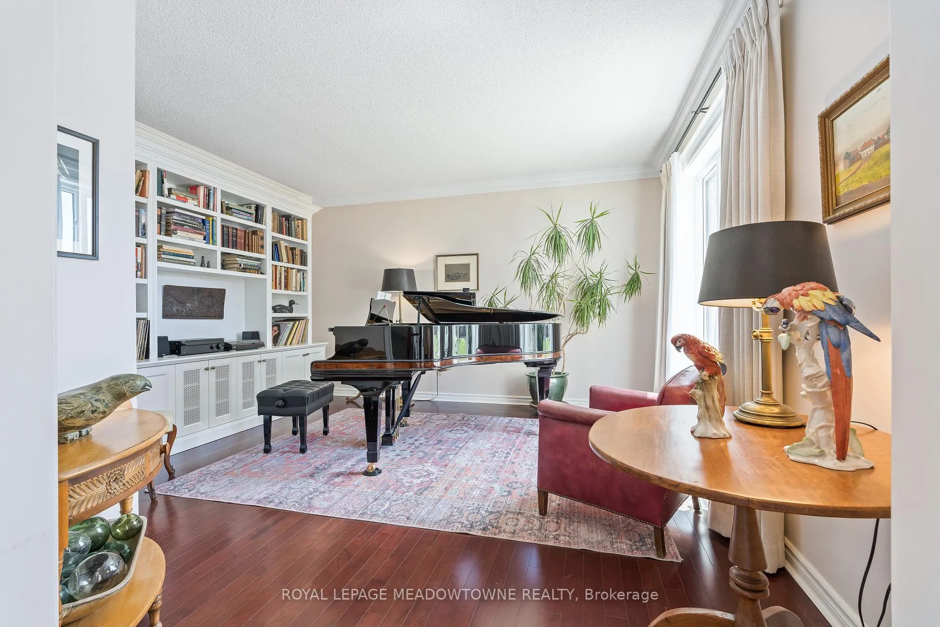 Photo 7 of 16 Oak Ridge Drive, Halton Hills, Glen Williams — HOMEH