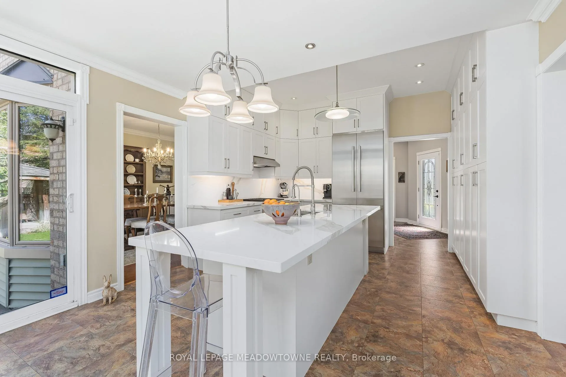 Photo 13 of 16 Oak Ridge Drive, Halton Hills, Glen Williams — HOMEH