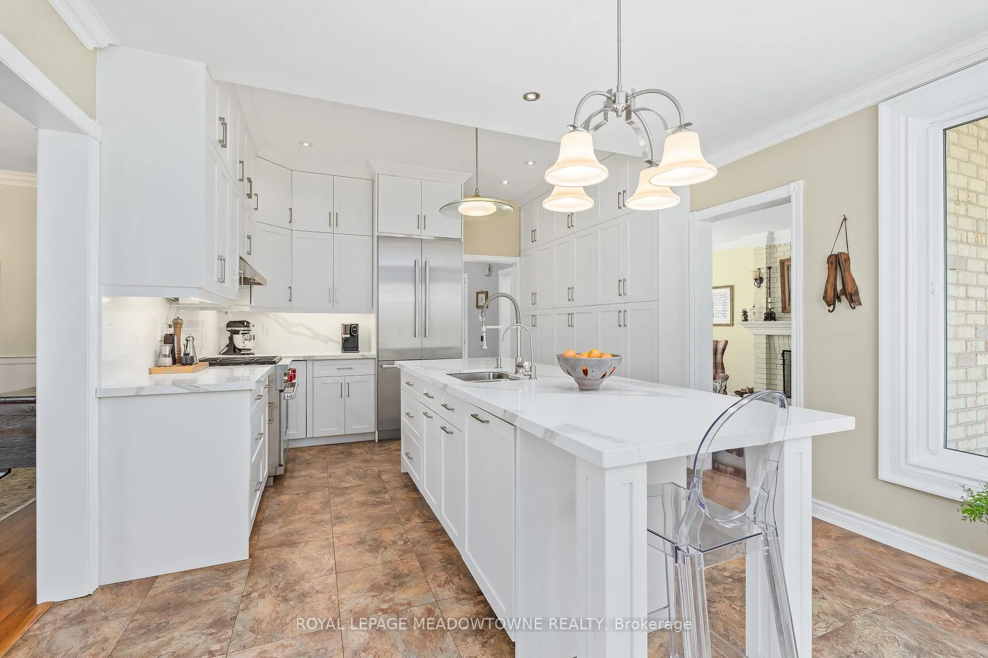 Photo 18 of 16 Oak Ridge Drive, Halton Hills, Glen Williams — HOMEH