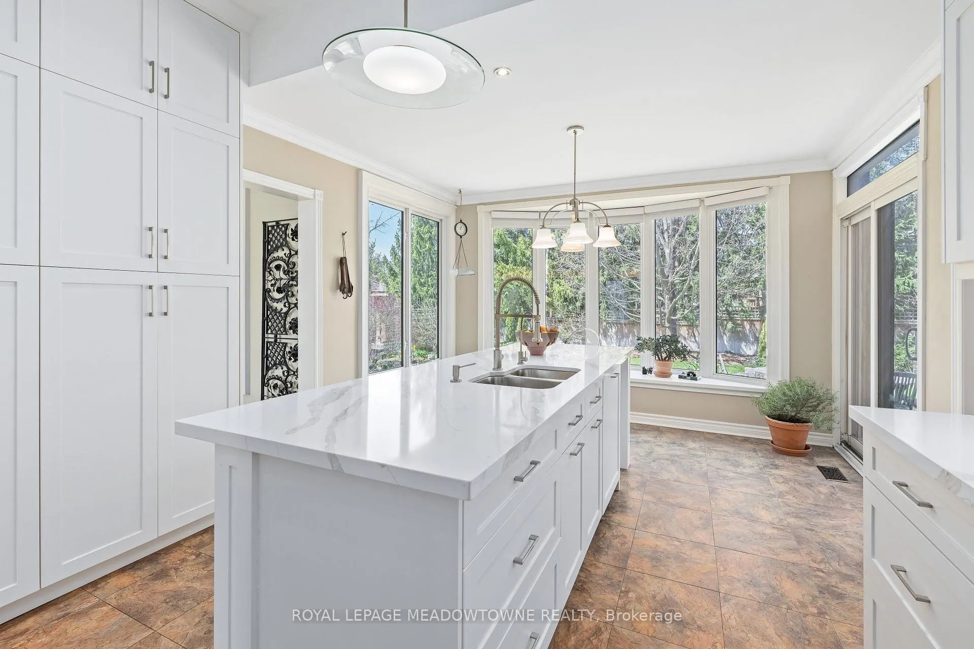 Photo 19 of 16 Oak Ridge Drive, Halton Hills, Glen Williams — HOMEH
