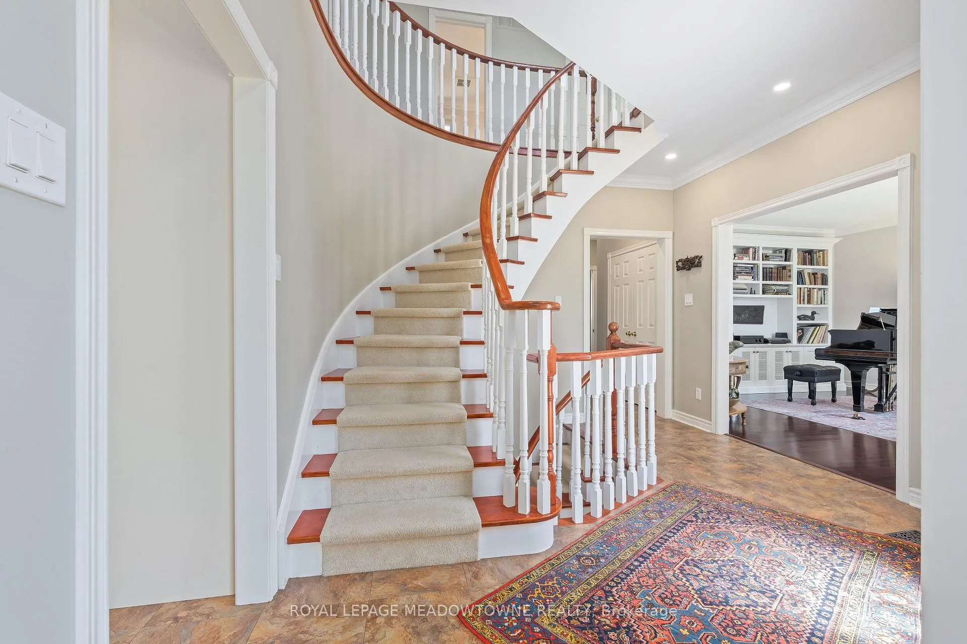 Photo 27 of 16 Oak Ridge Drive, Halton Hills, Glen Williams — HOMEH
