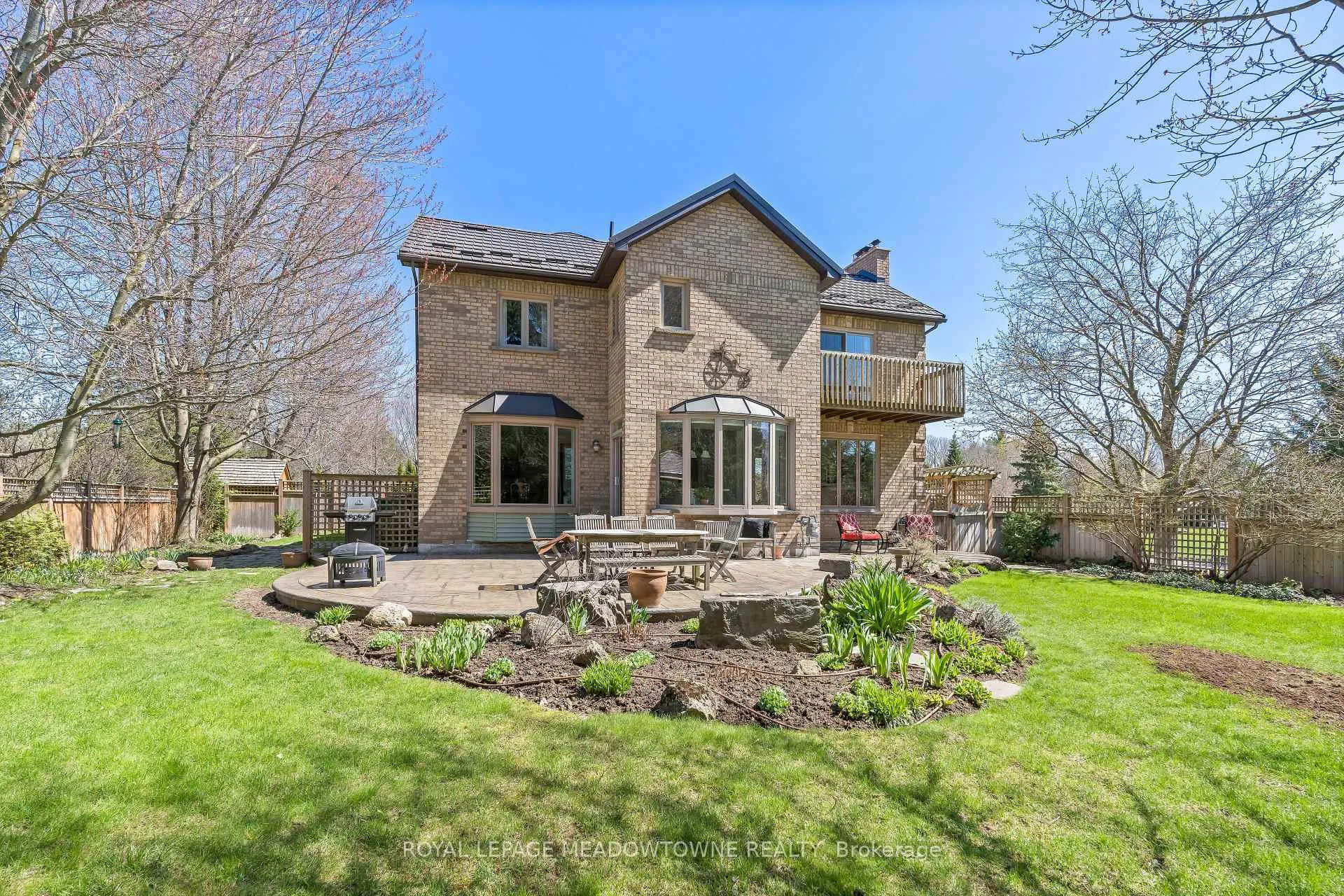 Photo 49 of 16 Oak Ridge Drive, Halton Hills, Glen Williams — HOMEH
