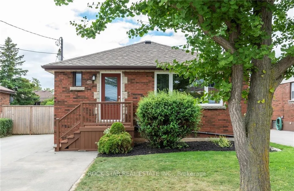 Photo 1 of 292 South Bend Road E, Hamilton, Hill Park — HOMEH