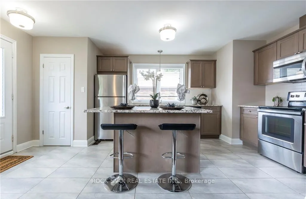 Photo 7 of 292 South Bend Road E, Hamilton, Hill Park — HOMEH