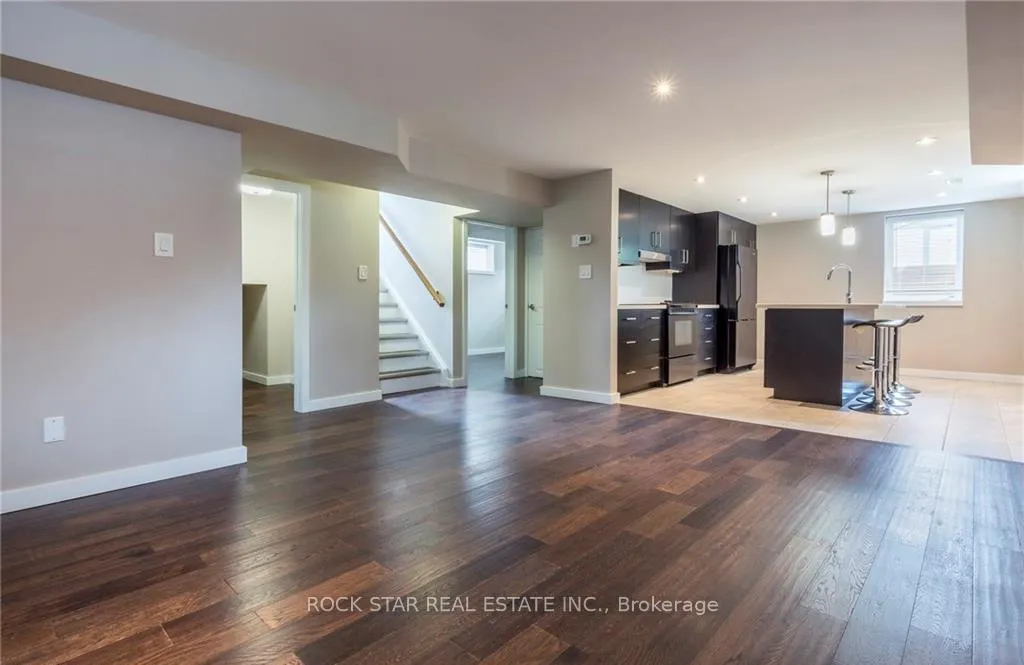 Photo 19 of 292 South Bend Road E, Hamilton, Hill Park — HOMEH