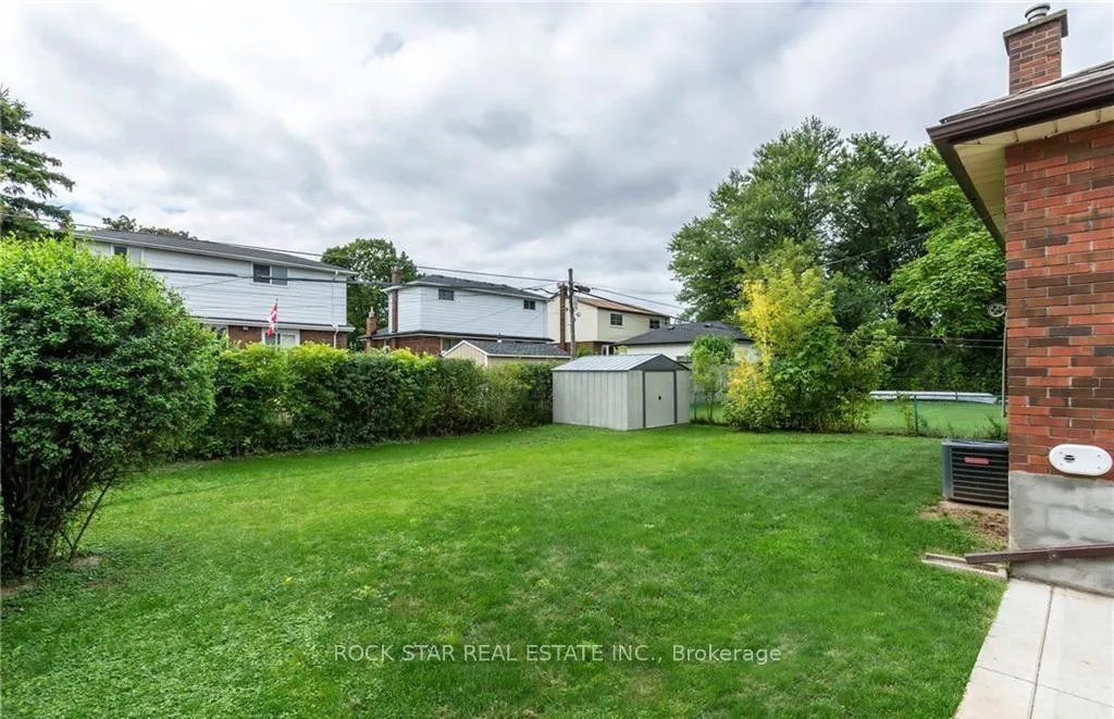 Photo 26 of 292 South Bend Road E, Hamilton, Hill Park — HOMEH