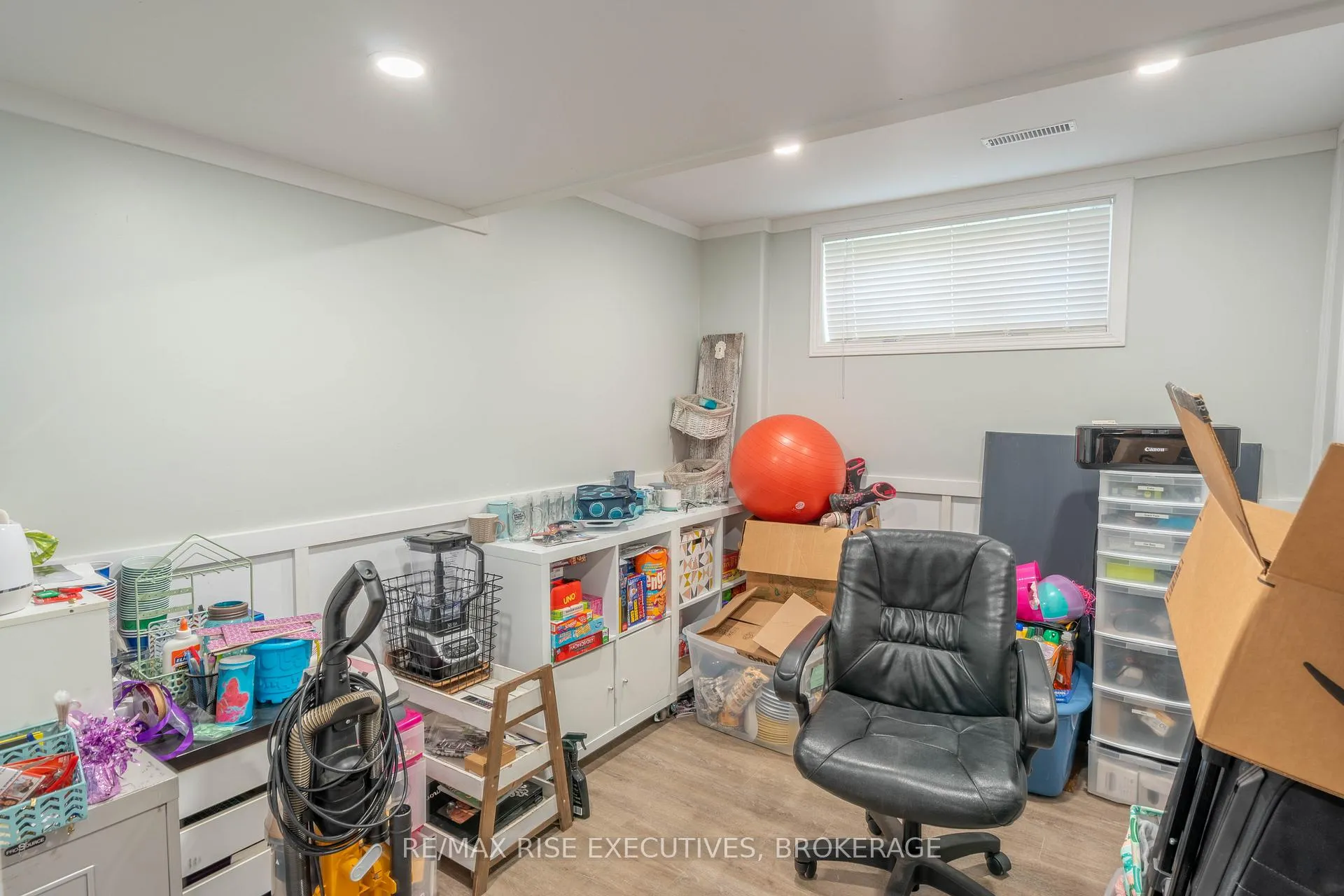 Photo 27 of 105 Aaron Place, Loyalist, Amherstview — HOMEH
