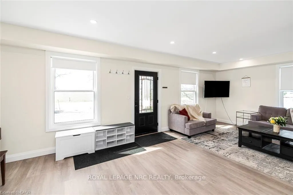 Photo 6 of 136 Rymer Road, Haldimand, Dunnville — HOMEH
