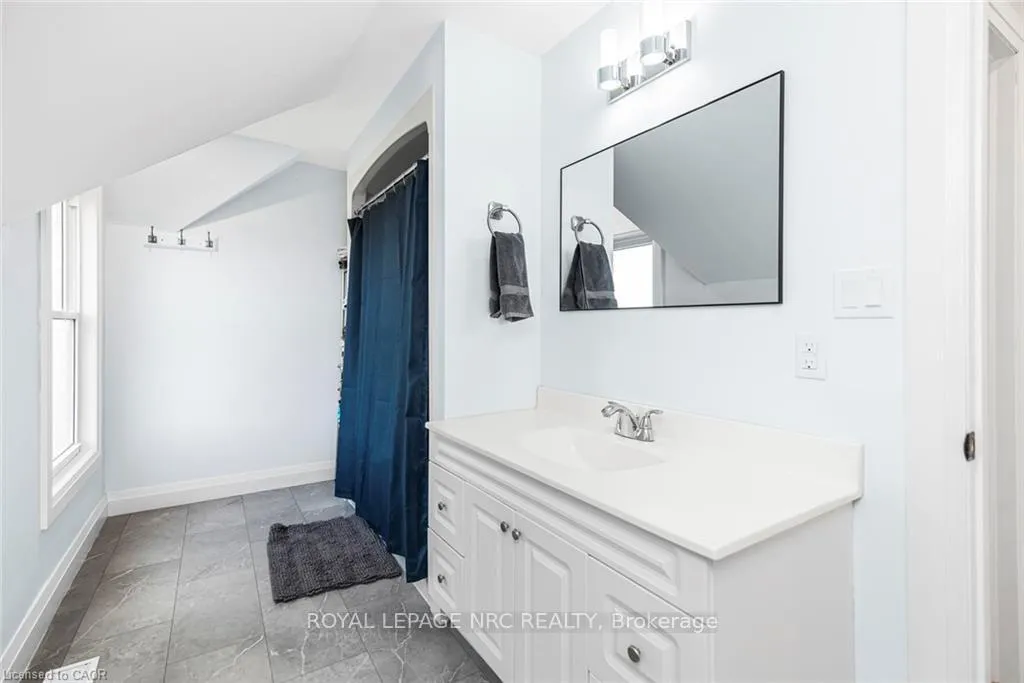Photo 30 of 136 Rymer Road, Haldimand, Dunnville — HOMEH