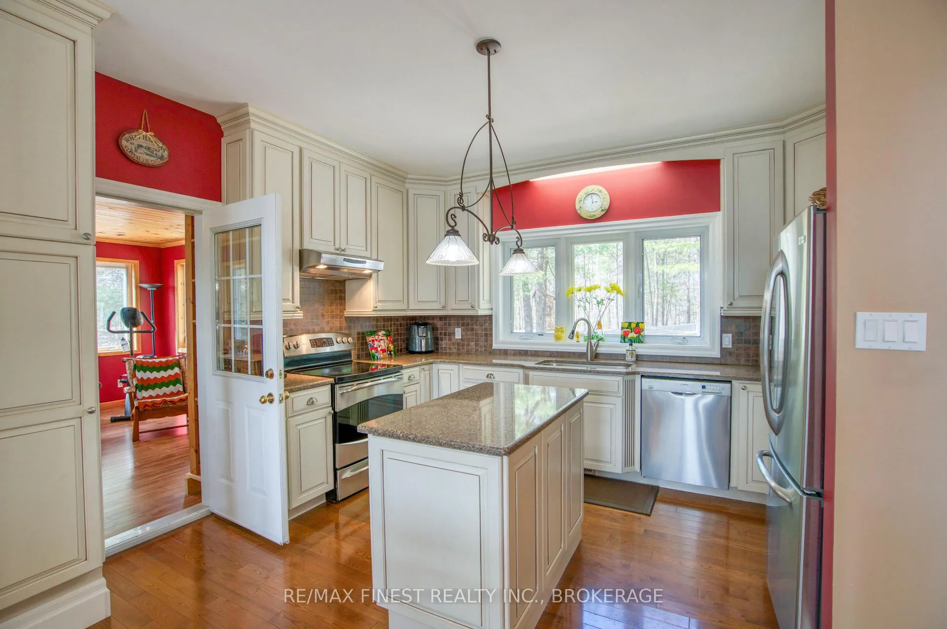 Photo 14 of 1188a Bebris Road, Frontenac, Frontenac Centre — HOMEH