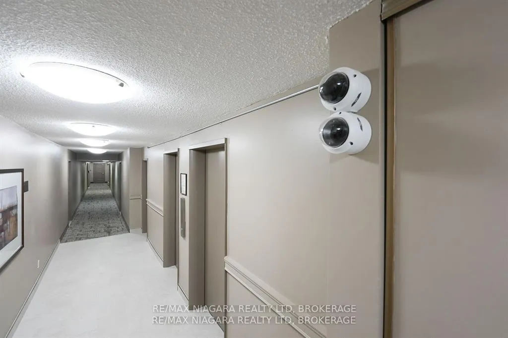 Photo 6 of Unit 1003, 365 Geneva Street, St. Catharines, Fairview — HOMEH